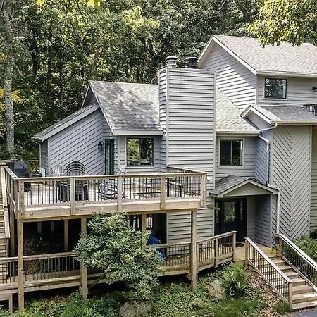 Bull City Bungalow With Wintergreen Advantage